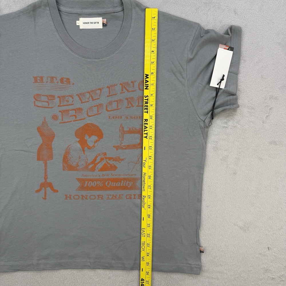 Honor The Gift Sewing Room Graphic T Shirt Womens Large Grey Orange Cotton - Picture 8 of 13